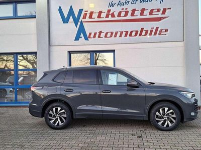 Neu VW Tiguan 150 PS (110 kW) 2025 Delfingrau SUV