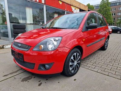 gebraucht Ford Fiesta 1.3 KLIMA-ROSTFREI-TÜV NEU