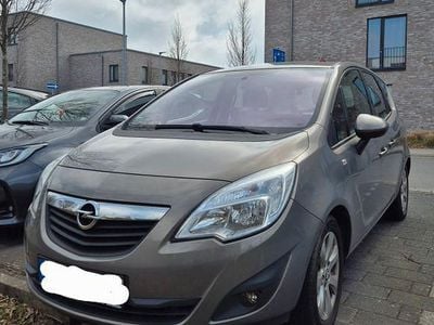 Gebraucht Opel Meriva Color Edition 120 PS (88 kW) 2012 Grau Van / Kleinbus