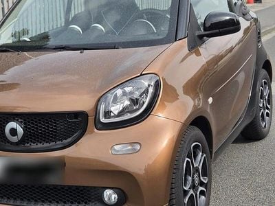Usado Smart ForTwo Coupé Prime 71 HP (52 kW) 2015 Andere farben Coupé