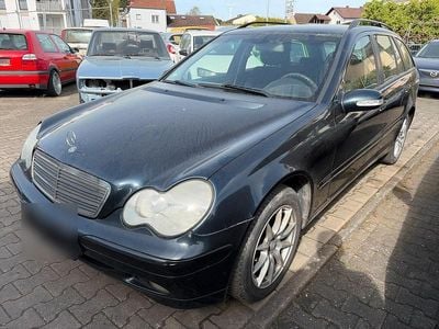 Usata Mercedes C180 Classic 143 CV (105 kW) 2004 Blu Station wagon
