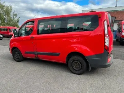 Gebraucht Ford Transit Custom 105 PS (77 kW) 2017 Rot Van