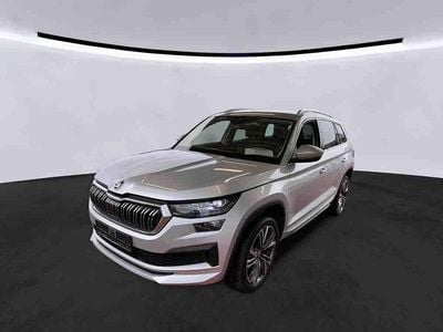Brilliantsilber metallic Gebraucht 2022 Skoda Kodiaq LAURIN & KLEMENT SUV | 38.390 € (Etwas zu teuer)
