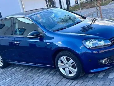 Gebraucht VW Golf VII Match 105 PS (77 kW) 2012 Blau Limousine