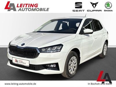 Weiß Gebraucht 2025 Skoda Fabia Essence Kleinwagen | 16.945 € (Fairer Preis)