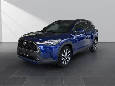 Gebraucht Toyota Corolla Cross Team 140 PS (102 kW) 2024 Nachtblau mica metallic SUV