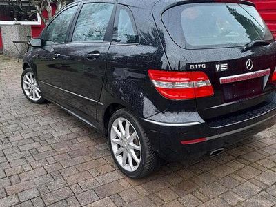 Gebraucht Mercedes B170 102 PS (75 kW) 2006 Schwarz Van / Kleinbus