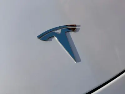 Usata Tesla Model 3 RWD 208 kW (283 CV) 2022 Bianco Berlina