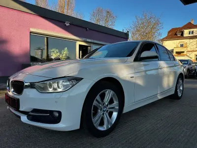 Gebraucht BMW 318 Sport Line 143 PS (105 kW) 2015 Weiß Limousine
