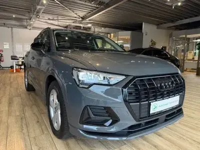 Gebraucht Audi Q3 Ambiente 150 PS (110 kW) 2023 Grau SUV