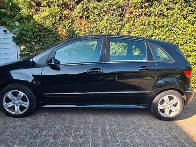 Gebraucht Mercedes B180 Sport Edition 109 PS (80 kW) 2010 Schwarz Van / Kleinbus