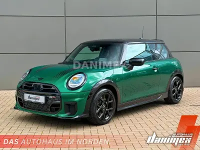 Gebraucht Mini John Cooper Works 156 PS (114 kW) 2025 Grün Kleinwagen