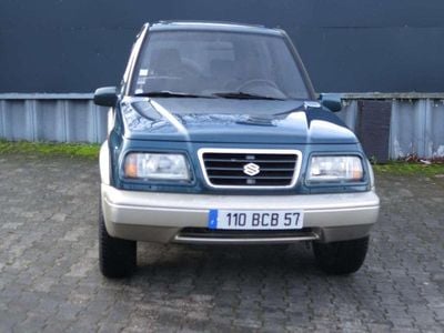 Jägergrün Gebraucht 1996 Suzuki Vitara SUV | 5.800 €