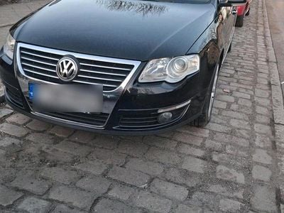 Gebraucht VW Passat Sportline 140 PS (102 kW) 2010 Schwarz Kombi