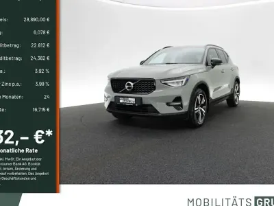 Używany Volvo XC40 Plus 163 KM (119 kW) 2023 Zielony SUV
