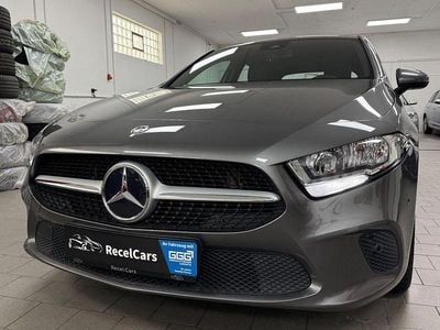 Grau Gebraucht 2019 Mercedes A200 Progressive Limousine | 21.490 € (Fairer Preis)
