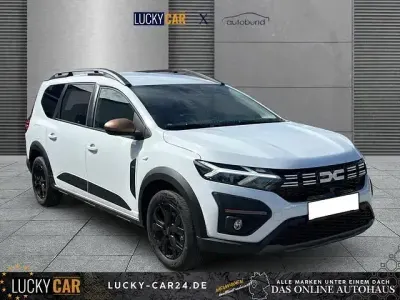 Neu Dacia Jogger Extreme 141 PS (103 kW) 2025 Arktisweiß Van / Kleinbus