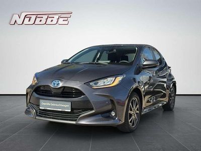Usata Toyota Yaris Hybrid Comfort 116 CV (85 kW) 2023 Grigio Utilitaria