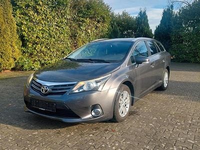 Gebraucht Toyota Avensis T2 124 PS (91 kW) 2012 Grau Kombi