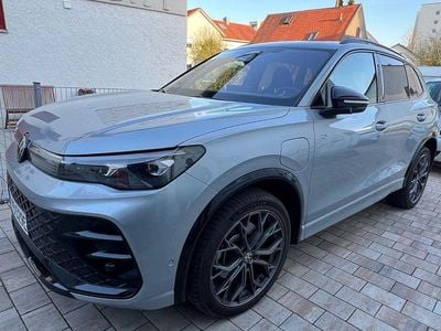 Gebraucht VW Tiguan R-line 272 PS (200 kW) 2024 Silber SUV