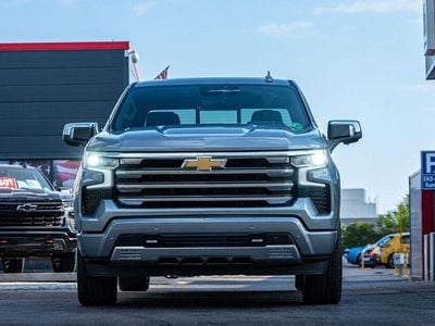 Nuevo Chevrolet Silverado 309 CV (227 kW) 2025 Plateado SUV