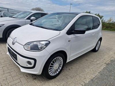 Usata VW up! high up! 75 CV (55 kW) 2015 Bianco Utilitaria