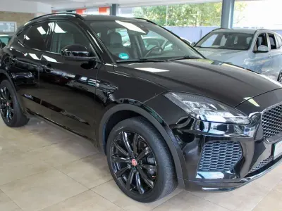 Gebraucht Jaguar E-Pace R 150 PS (110 kW) 2019 Schwarz SUV