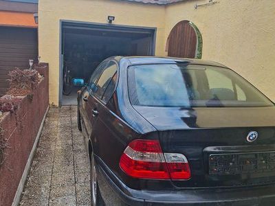Second-hand BMW 318 Lifestyle 143 CP (105 kW) 2004 Negru Berlinǎ