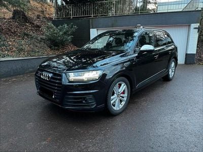 Schwarz Gebraucht 2017 Audi SQ7 SUV | 43.500 € (Etwas zu teuer)
