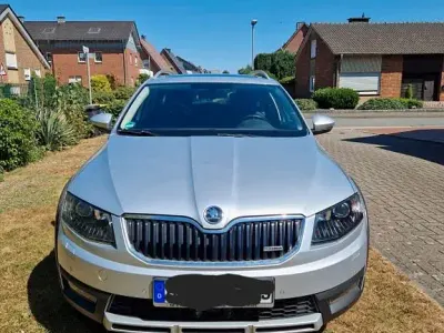 Gebraucht Skoda Octavia 184 PS (135 kW) 2015 Silber Kombi
