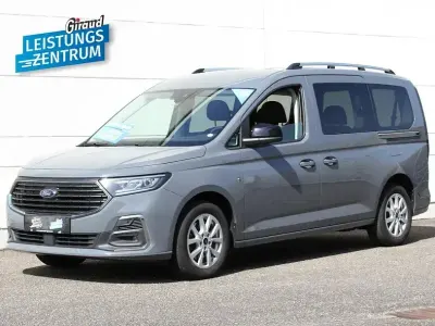 Gebraucht Ford Tourneo Titanium 122 PS (89 kW) 2024 Grau metallic Van / Kleinbus
