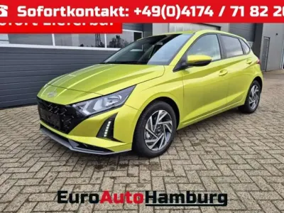 Neu Hyundai i20 Trend 90 PS (66 kW) 2026 Mangrove green Kleinwagen