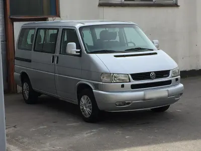 Usata VW T4 102 CV (75 kW) 2001 Argento Furgone