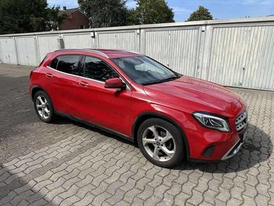 Mercedes GLA200