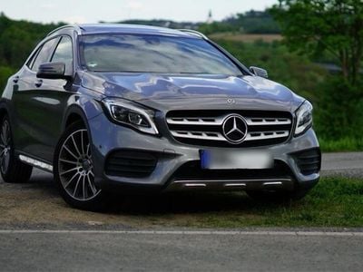 Mercedes GLA250
