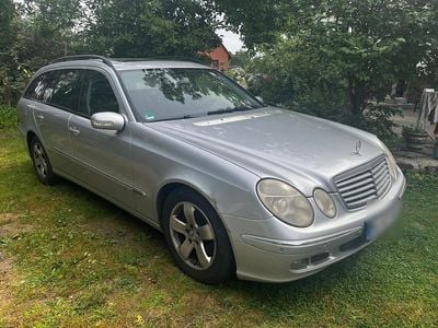 Mercedes E280