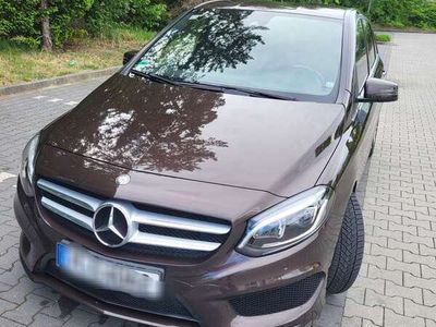 Mercedes B200