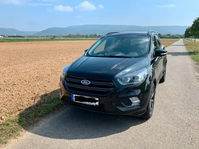 Gebraucht Ford Kuga ST-Line 179 PS (131 kW) 2018 Schwarz SUV