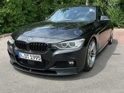 Gebraucht BMW 330 M Sport 258 PS (189 kW) 2012 Schwarz Limousine