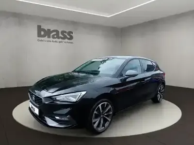 Gebraucht Seat Leon FR 150 PS (110 kW) 2023 Mitternachtsschwarz Limousine