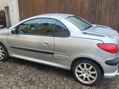 gebraucht Peugeot 206 CC 