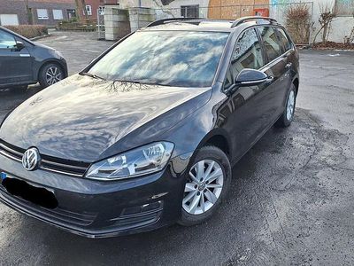 Gebraucht VW Golf VII Comfortline 122 PS (89 kW) 2015 Schwarz Kombi