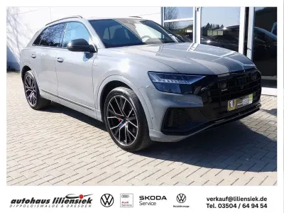 Gebraucht Audi Q8 Competition 286 PS (210 kW) 2022 Grau SUV