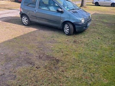 Second-hand Renault Twingo 59 CP (43 kW) 2005 Verde Hatchback