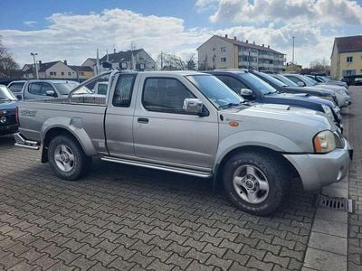 Gebraucht Nissan Navara 133 PS (97 kW) 2003 Silber Pickup