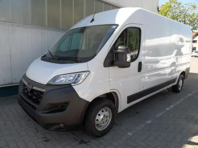 Używany Opel Movano Edition 140 KM (102 kW) 2024 Biały Van