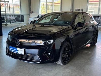 Second-hand Opel Astra 131 CP (96 kW) 2024 Negru Berlinǎ