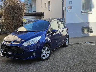 Używany Ford B-MAX Titanium 101 KM (74 kW) 2014 Niebieski Minivan
