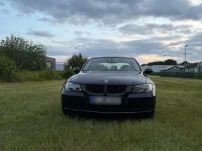 Gebraucht BMW 318 129 PS (94 kW) 2006 Schwarz Limousine