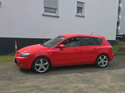 Gebraucht Mazda 3 Inclusive 150 PS (110 kW) 2008 Rot Kleinwagen